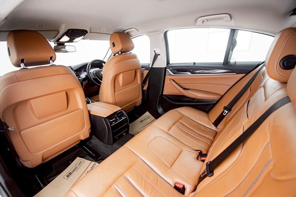 รหัสรถ 1D890 BMW 530E HIGHLINE 2.0 7