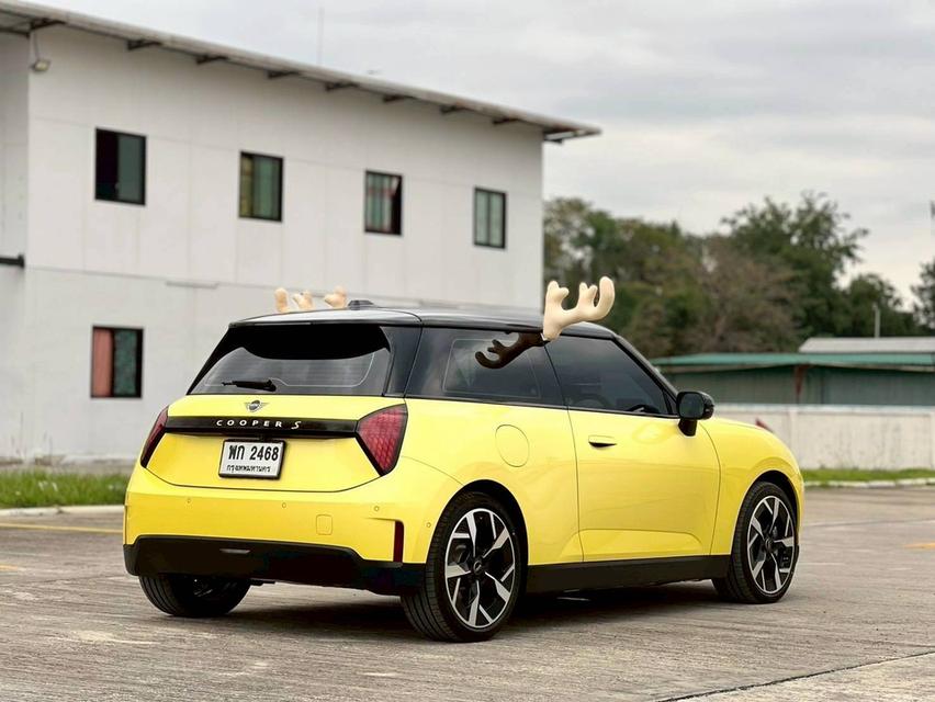 Mini Cooper SE (All Electric) ปี 2024 6