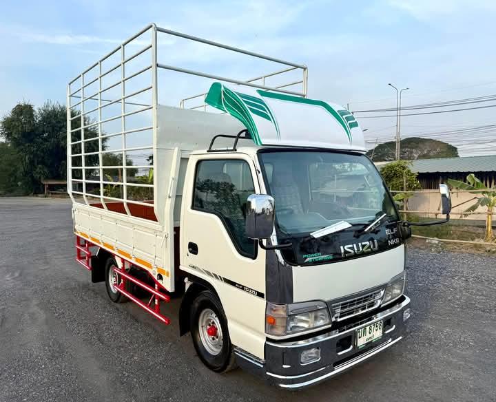 ISUZU NKR หัวการ์ตูน 100 แรง 4