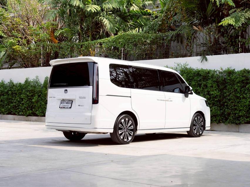 HONDA STEPWGN 2.0 eHEV SPADA PREMIUM LINE ปี 2023 ♨️ #ประกันเครื่องเกียร์3ปี3หมื่นkm. รูปที่ 2