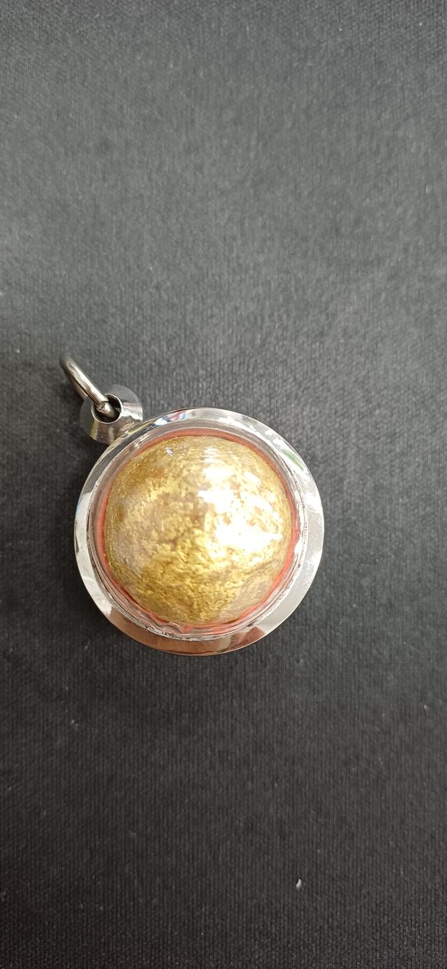 ลูกอมหลวงปู่มและสายเกจิให้เช่ารวม