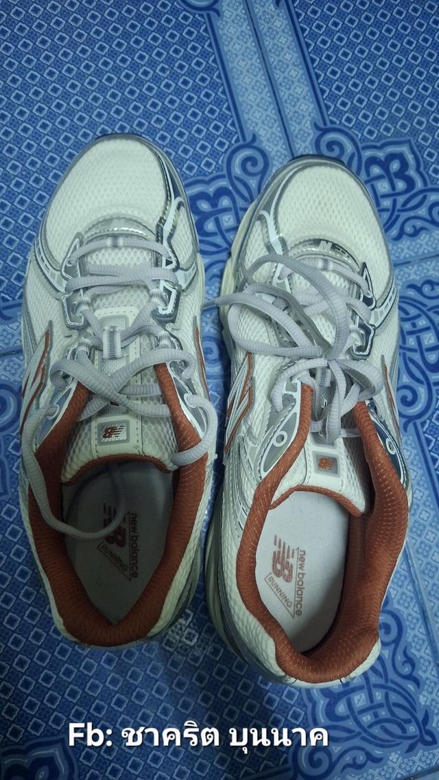 รองเท้า New Balance รุ่น 740