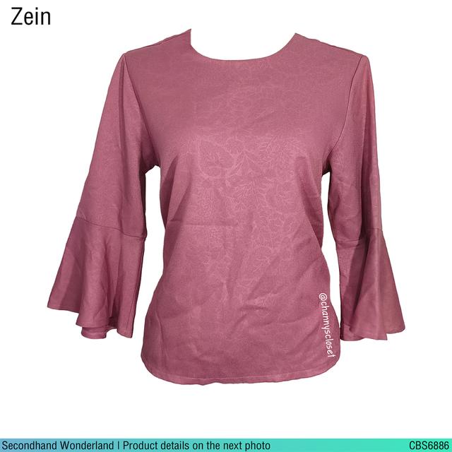 USED Zein - Pink Floral Bell Sleeve Top | เสื้อแขนห้าส่วนสีชมพู สีม่วง เสื้อแขนกระดิ่ง ลายดอก คอกลม ทำงาน แท้ มือสอง