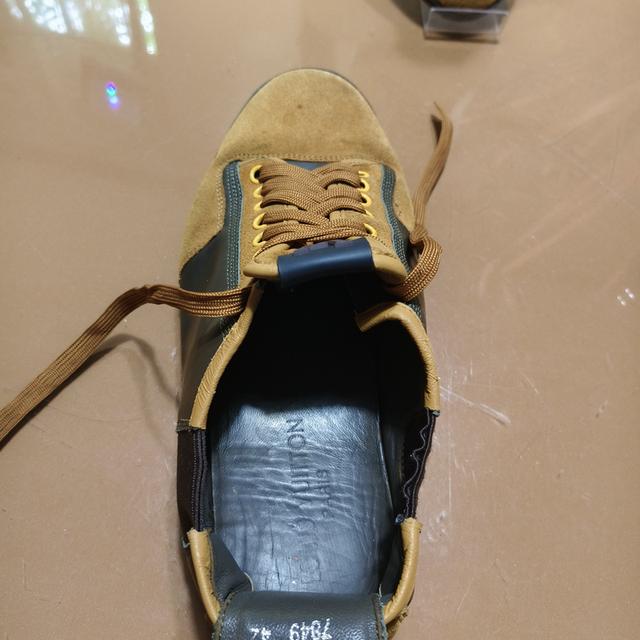 Louis VuittonSize.  42/27 cm⭐⭐⭐⭐ Pre-owned/ Fair Condition🔥 Price : 790฿ รูปที่ 4