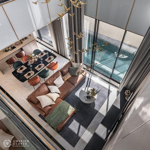 Cherish Clover Sukhontasawat 20 บ้านพูลวิลล่าสุดหรู พร้อมลิฟท์ส่วนตัว 5 ห้องนอน 6 ห้องน้ำ Double-Volume Living จอดรถได้ 3 คัน 3