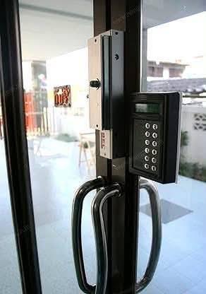 ขายอพาร์ทเม้นท์ลาดกระบัง คุ้มเกล้า21 ที่ดิน 65 ตร.ว ใกล้สนามบินสุวรรณภูมิ นิคมอุตสาหรกรรมลาดกระบัง ปากซอยมีเซเว่น ตลาด Lotus ผู้เช่าเต็มตลอด Apartment 8