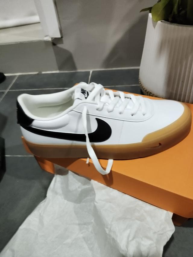 รองเท้า nike สภาพ 100% ยังไม่ได้เคยใส่เลย รูปที่ 1