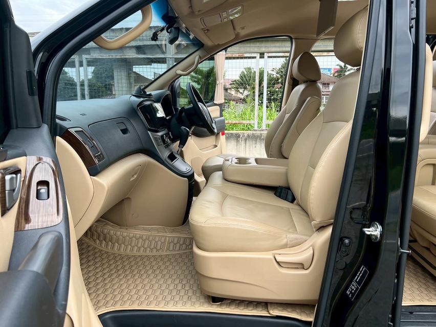 HYUNDAI H1 2.5 ELITE (MNC) ปี 2020  12