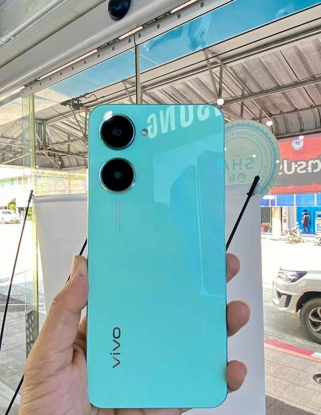 VIVO Y03 3