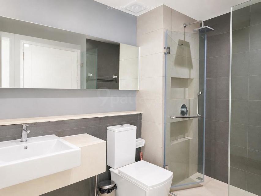 For Sale — 1-Bedroom Condo at The Gallery Jomtien PattayaCondo for sale at The Gallery Jomtien, located near Jomtien Beach. Fully furnished unit 10