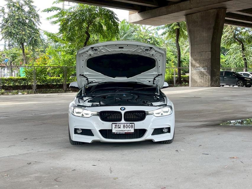 รหัสรถ WMT8008 BMW 330e M Sport LCI ปี 2018 17