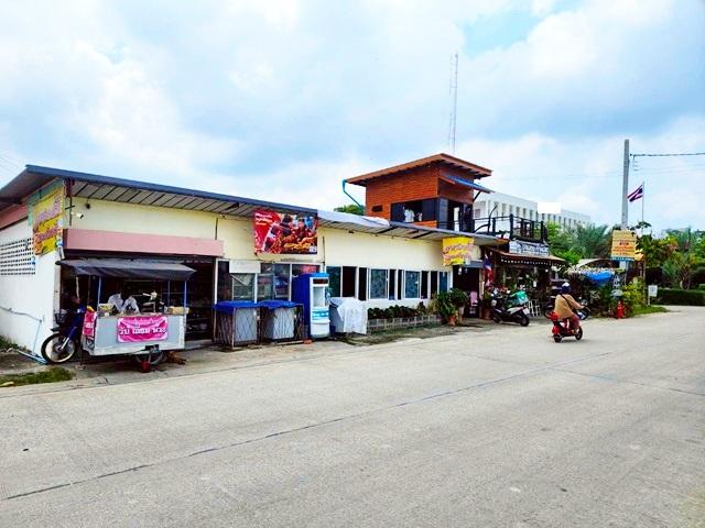 โรบินสันไลฟ์สไตล์ ราชพฤกษ์ 900 ม. ไทวัสดุ ชัยพฤกษ์ ให้เช่าโกดัง 180 ตร.ม. ติดถนนใหญ่ ถ.ชัยพฤกษ์. 1-2นอน ที่จอดรถกว้าง สิ 6
