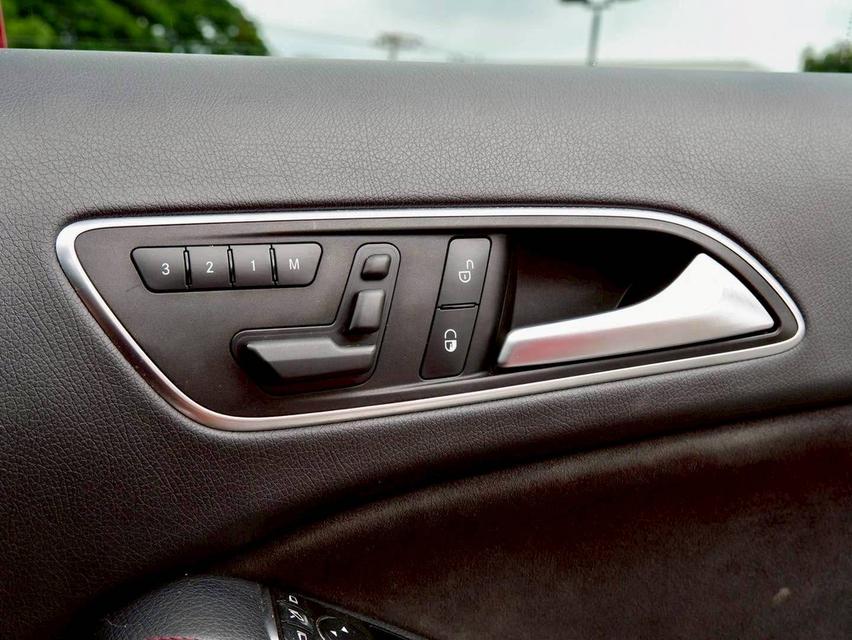 รหัสรถ PR754 Benz GLA250 AMG Dynamic ปี 2017 Fulloption 9
