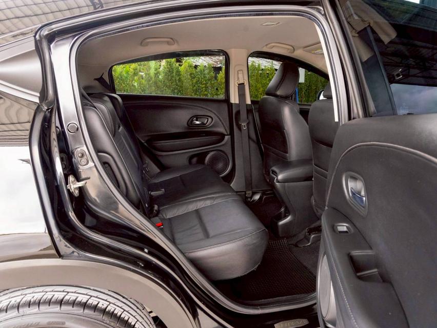 Honda HR-V 1.8E ปี 2015 16