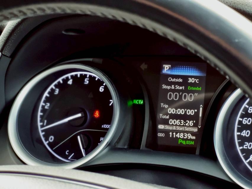 ขาย Toyota Camry 2.0G ปี19 7