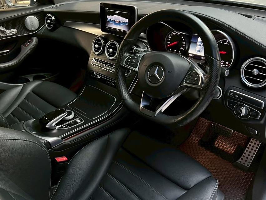 BenzGLC250 AMG Coupe 5