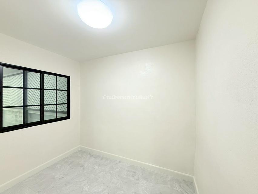 หมู่บ้านอินทราวิว ถ.นิมิตรใหม่ 12