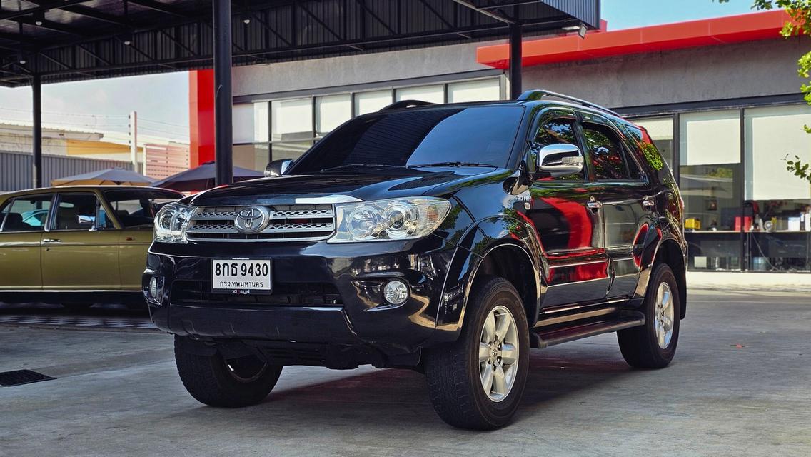 2009 Toyota FORTUNER 2.7 V SUV (ปี 08-11) 🚗ราคาพิเศษ: 💵269,000 | ผ่อน💳 6,XXX / เดือน 🏁• ล้อแม็กแต่งและ ท่อ ZOOM EXHAUST thailand• รูปย่อยที่ 1