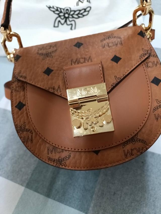 กระเป๋าแบรนด์เนม MCM