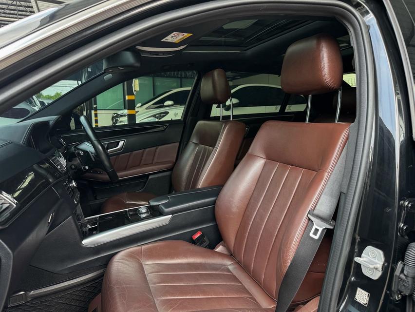 (แจ้งรหัสรถ: AVA3003)🔥 ขาย MERCEDES-BENZ E300 HYBRID AMG DYNAMIC (W212 FACELIFT) ปี 2015 🔥 รูปที่ 8