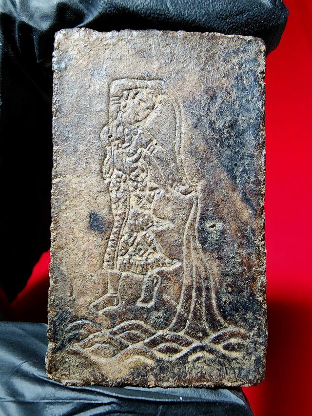 พระสมเด็จปรกโพธิ์ 9 ใบ หลังพระแม่ธรณ ผงตะไบทอง หลวงพ่อกวย รูปที่ 3