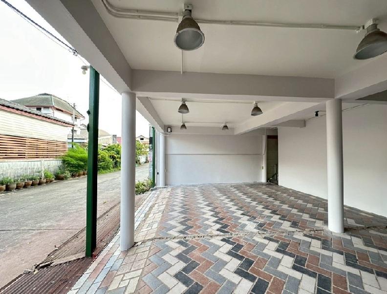 ให้เช่าบ้านเดี่ยว / Home Office 2 ชั้น / ทำเล โชคชัย 4 ลาดพร้าววังหิน / พื้นที่ใช้สอย 500 ตารางเมตร 2