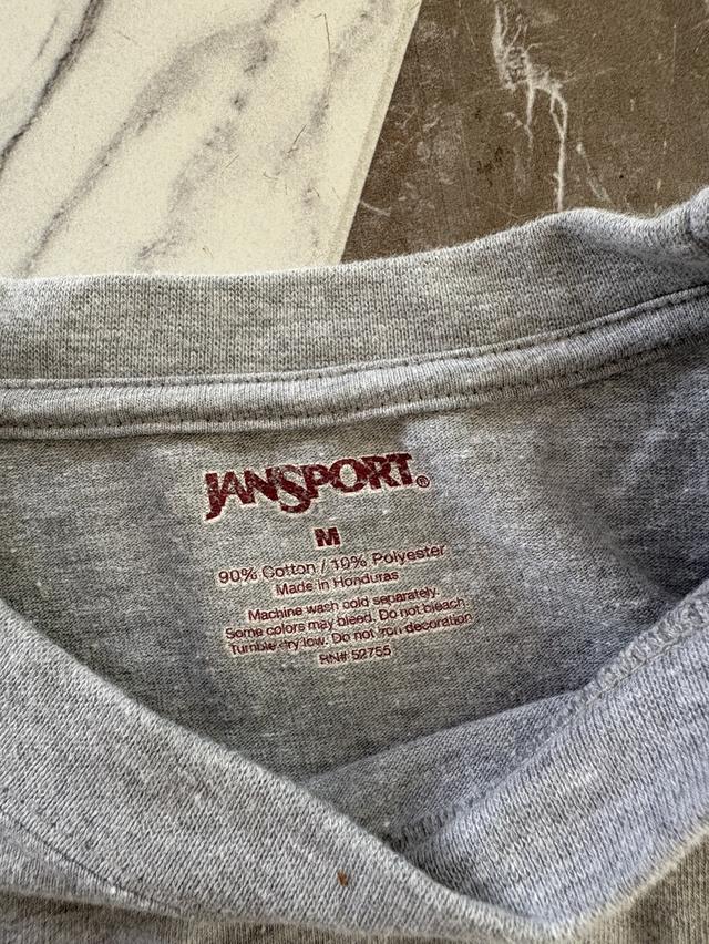 เสื้อผ้ามือสอง Jansporn Size : M อก 42 ยาว 29 รูปที่ 3