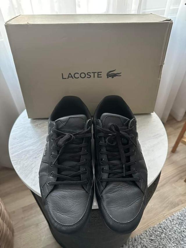รองเท้า Lacoste มือสอง