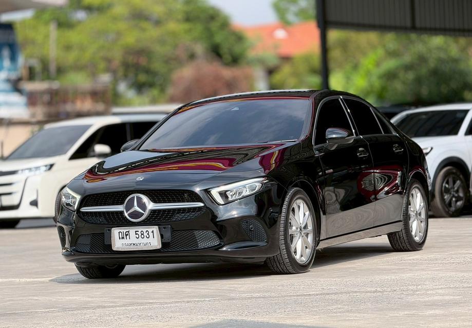 ปี 2018 BENZ A-CLASS A200PROGRESSIVEW117 สีดำ เครื่องยนต์เบนซิน