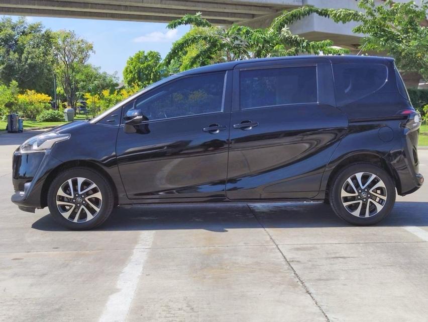 2018 Toyota Sienta 1.5 V AT ตัวท๊อป รหัส CAT5643 2