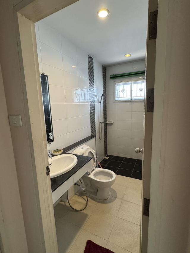 ให้เช่า บ้านทาวน์เฮาส์หลังมุม ไซส์ใหญ่ (36 ตร.วา) 3น3น หมู่บ้านลิฟวิ่ง พาร์ค พระราม5 บางศรีเมือง นนทบุรี 5