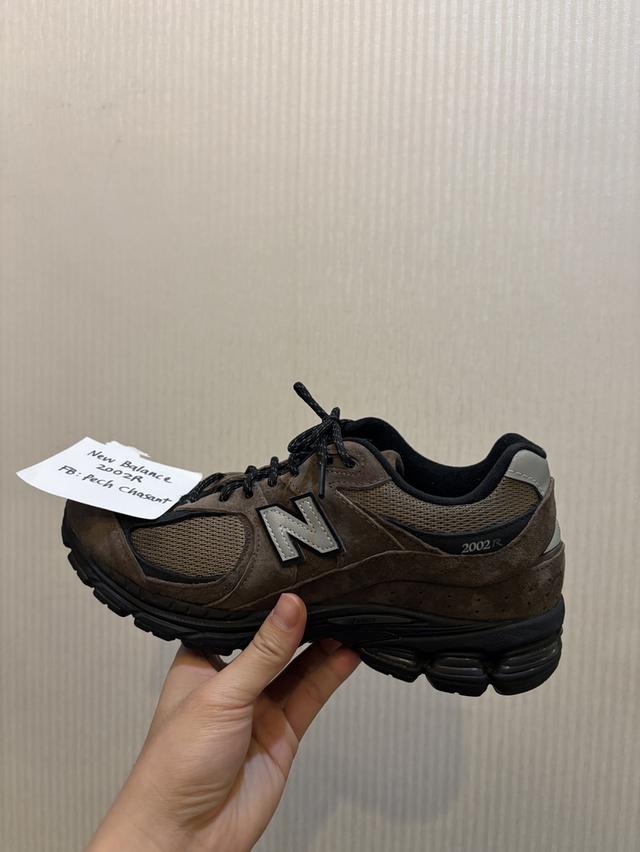 [มือสอง] New Balance 2002R สภาพ 95%