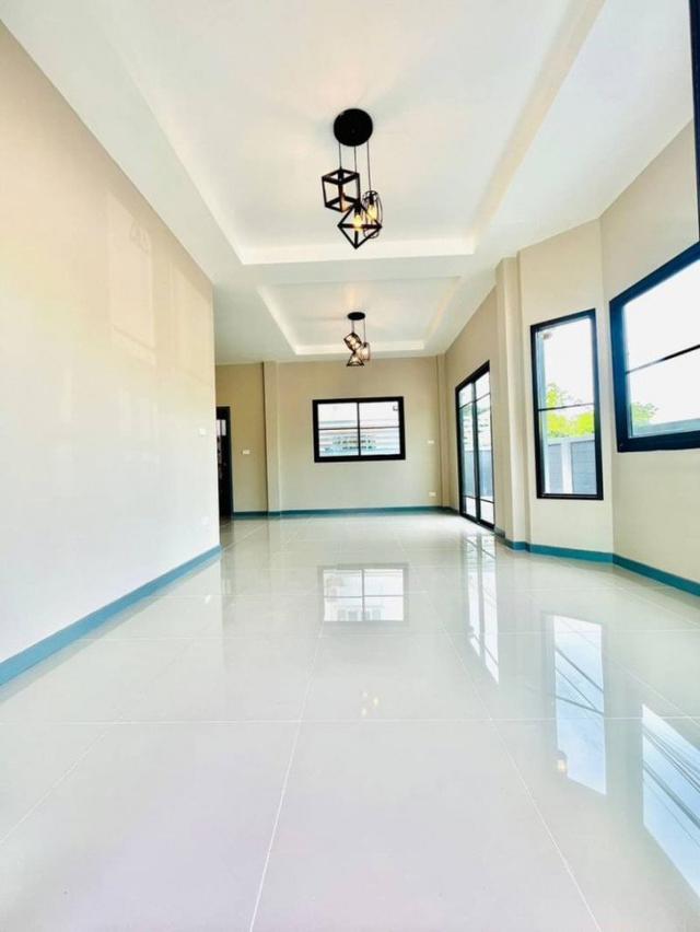 รูป ขาย บ้านเดี่ยว ปิยวรารมย์ 4 300 ตรม. 50 ตร.วา ใกล้เซ็นทรัลเวสต์เกต และ รถไฟฟ้าสถานีคลองบางไผ่ ปรับปรุงใหม่ 6