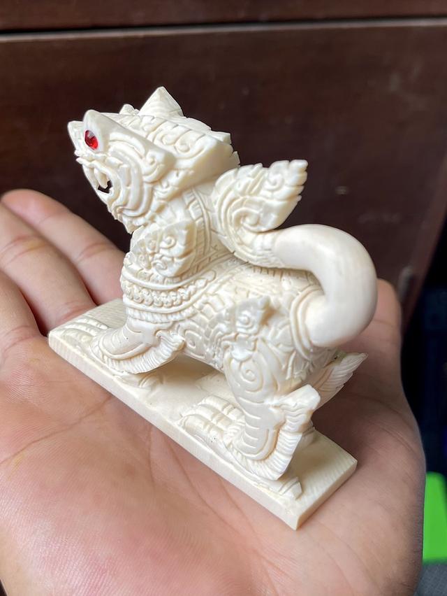 สิงห์งาแกะ ศิลป์มหาดไทย งาแกะสิงห์ สิงห์ใหญ่ ตาพลอยสีแดง 4