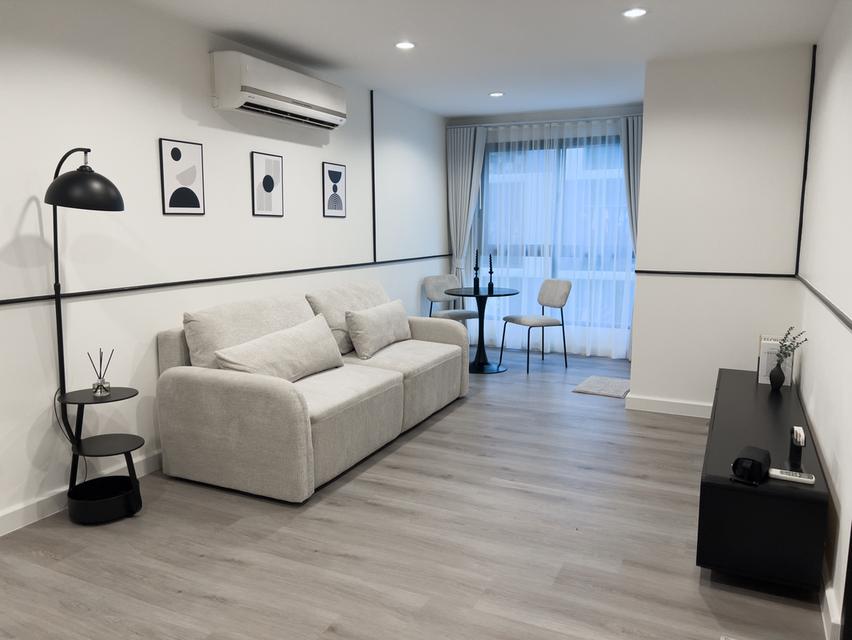 ขายด่วน! คอนโด Metro Sky Ratchada – ห้องกว้าง วิวสระ บรรยากาศรีสอร์ท 1