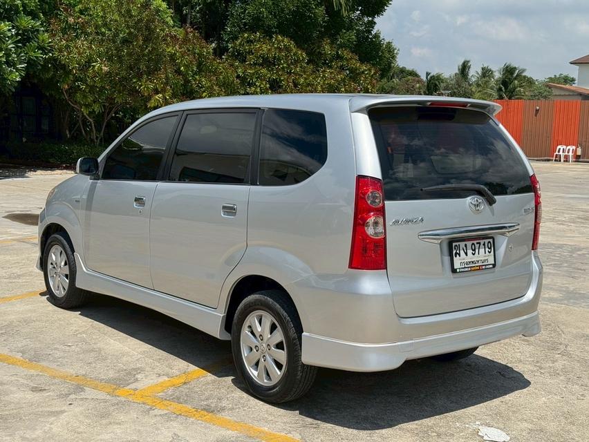 Toyota Avanza 1.5G AT 2011 รูปที่ 4
