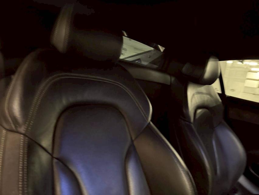 R8 V8 coupe ปี10 minor 14
