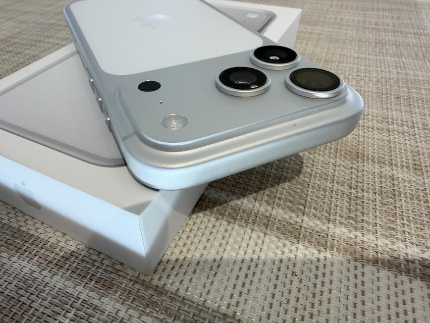 iPhone 17 Pro สีขาว 256 gbประกันศูนย์เหลือเยอะมาก  ผ่อนได้ รูปที่ 5