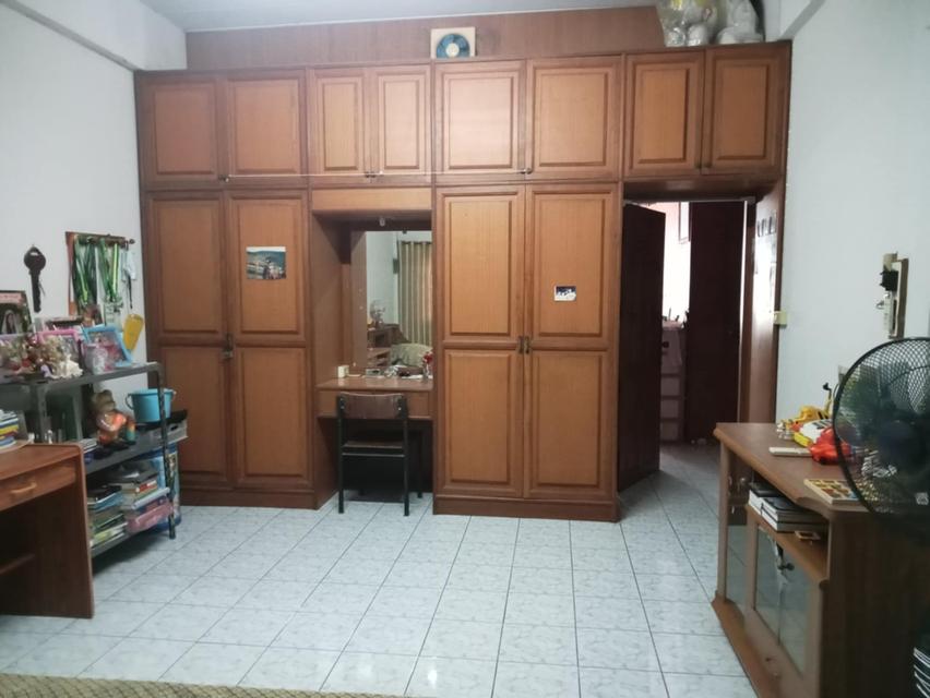 อาคารพาณิชย์ 2 คูหา หน้ากว้าง 8 เมตร ลึก 32 เมตร ใจกลางเมือง จ.แพร่ 11