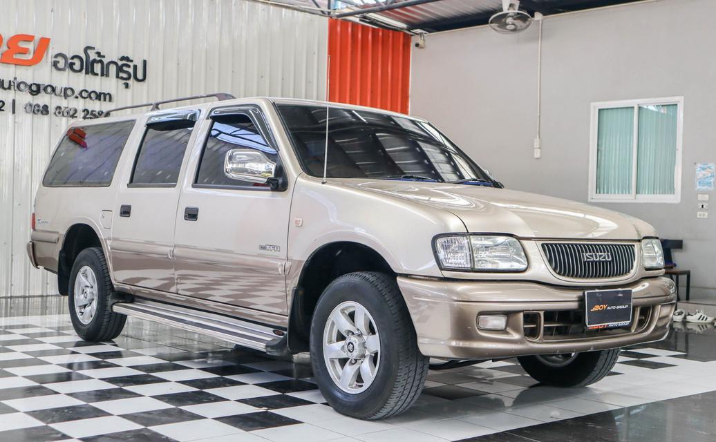 ISUZU DRAGON POWER TRIPPER WAGON 3.0 SEL 2000 1