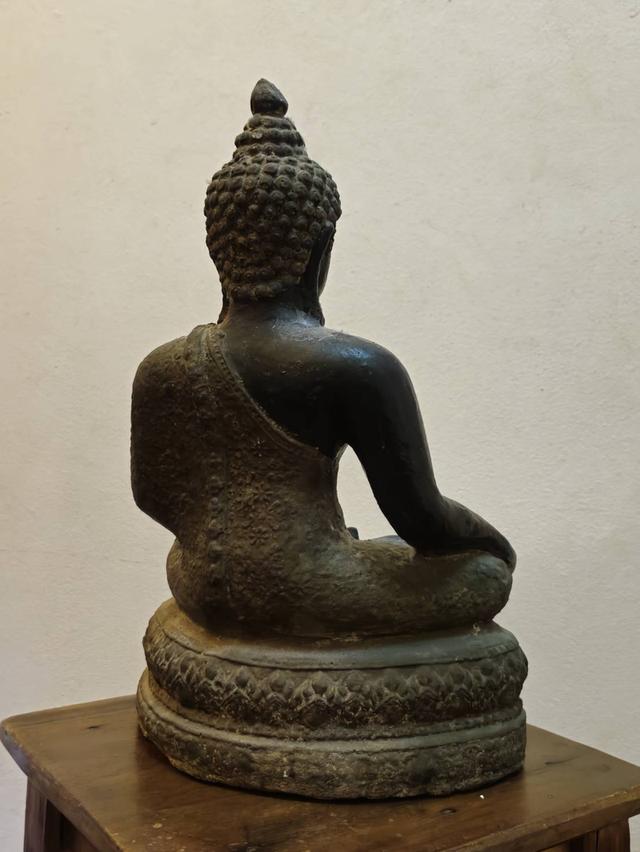 ขายพระพุทธรูป2องค์และมีสมเด็จพระเนรศวร รูปที่ 3