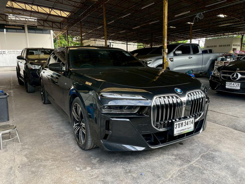 รหัสรถ PJP3414 ✨ 2023 BMW i7 xDrive60 M-Sport (First Edition) 15