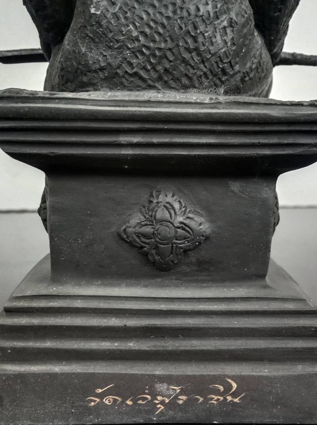 608.พระบรมรูปหล่อสมเด็จพระเจ้าตากสินมหาราช ทรงประทับนั่งบัลลังก์ 11