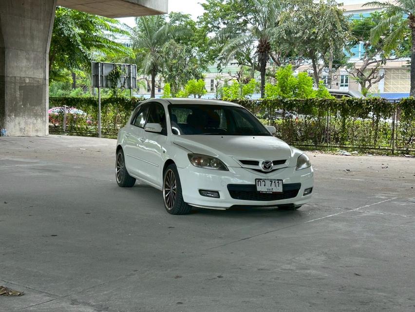 ขายรถ mazda3 1.6 ปี 2008 สีขาว เกียร์ออโต้