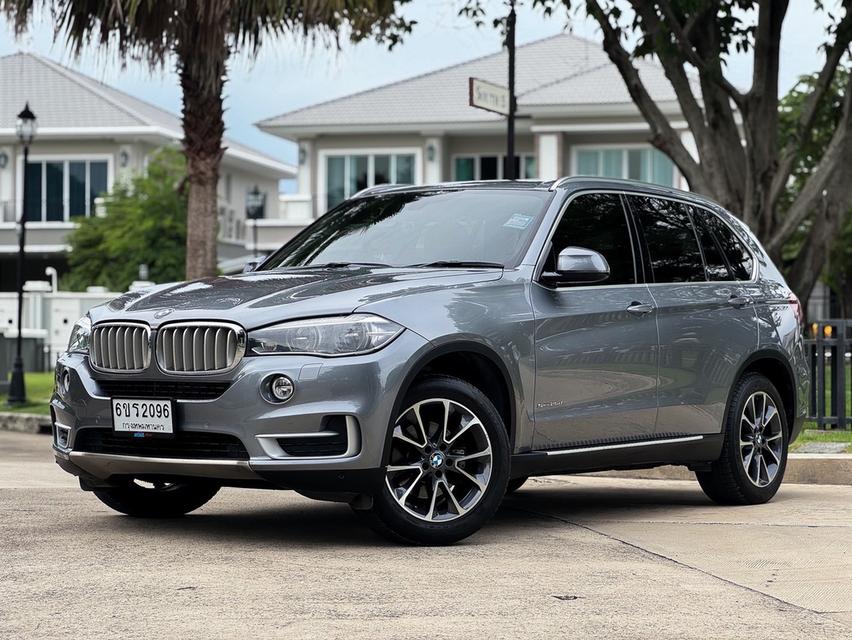 รหัสรถ AVA2096 🆕 BMW X5 sDrive25d F15 ดีเซลล้วน ปี 2017 ออฟชั่นเต็ม สภาพสวยมาก ใช้งานน้อย 