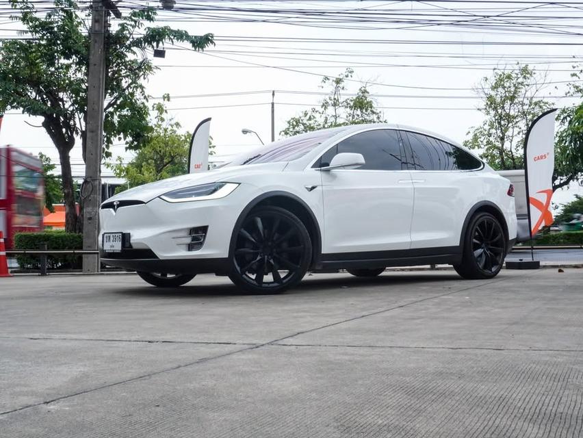 Tesla Model X พร้อมให้คุณเป็นเจ้าของ   6