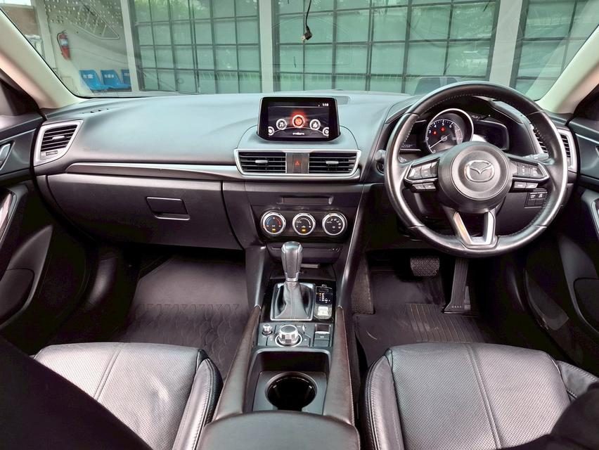 รหัสรถ KN895 MAZDA3 2.0 SP 2017 11