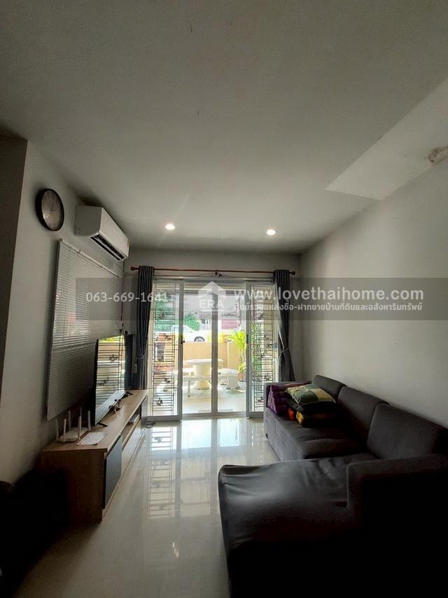 ขายทาวน์เฮ้าส์ หมู่บ้านพิศาล สุวรรณภูมิ 2/1 (บางโฉลง) พื้นที่ 18.5 ตร.ว. ทำเลดีเยี่ยม ใกล้สนามบินสุวรรณภูมิ บ้านสวย บรรยากาศสงบ พร้อมเข้าอยู่ 10