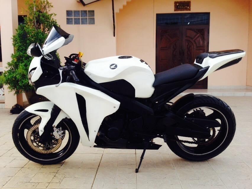 Honda CBR400 รถปี 1989 ขายสภาพดี 3