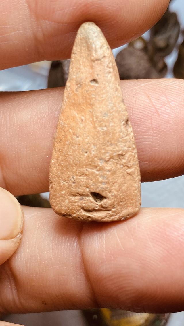 พระอุปคุตเนื้อดินหลวงพ่อโหน่ง สุพรรณ รูปที่ 2